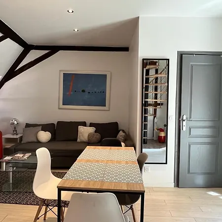 La Mariana - Old Town Cosy דירה *